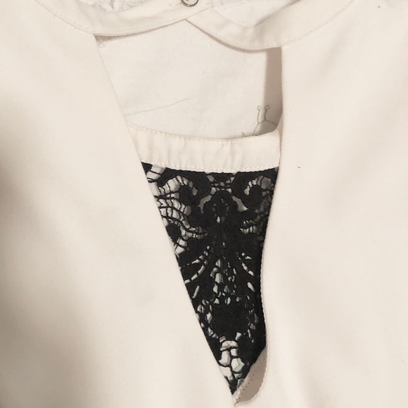 RW&CO White formal dress with black lace design - Picture 4 of 4